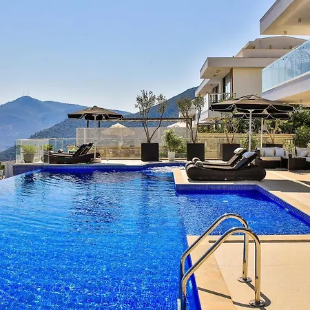 Villa 4 Bedroom - 4780